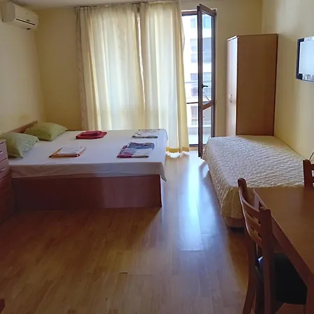 студио в комплекс виго панорама Apartment *